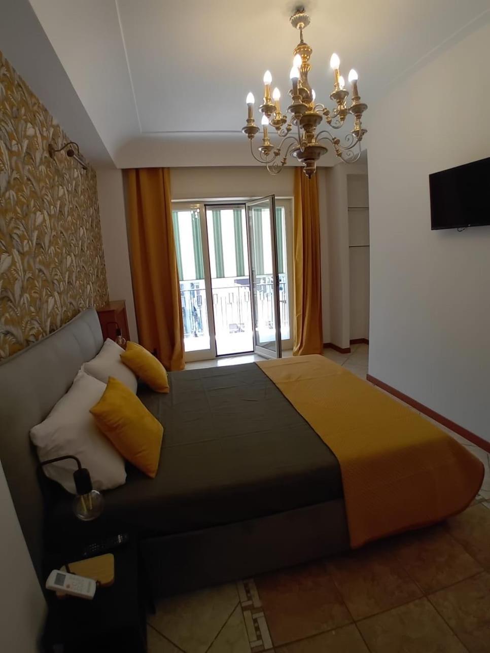מלון נאפולי Reginella House מראה חיצוני תמונה