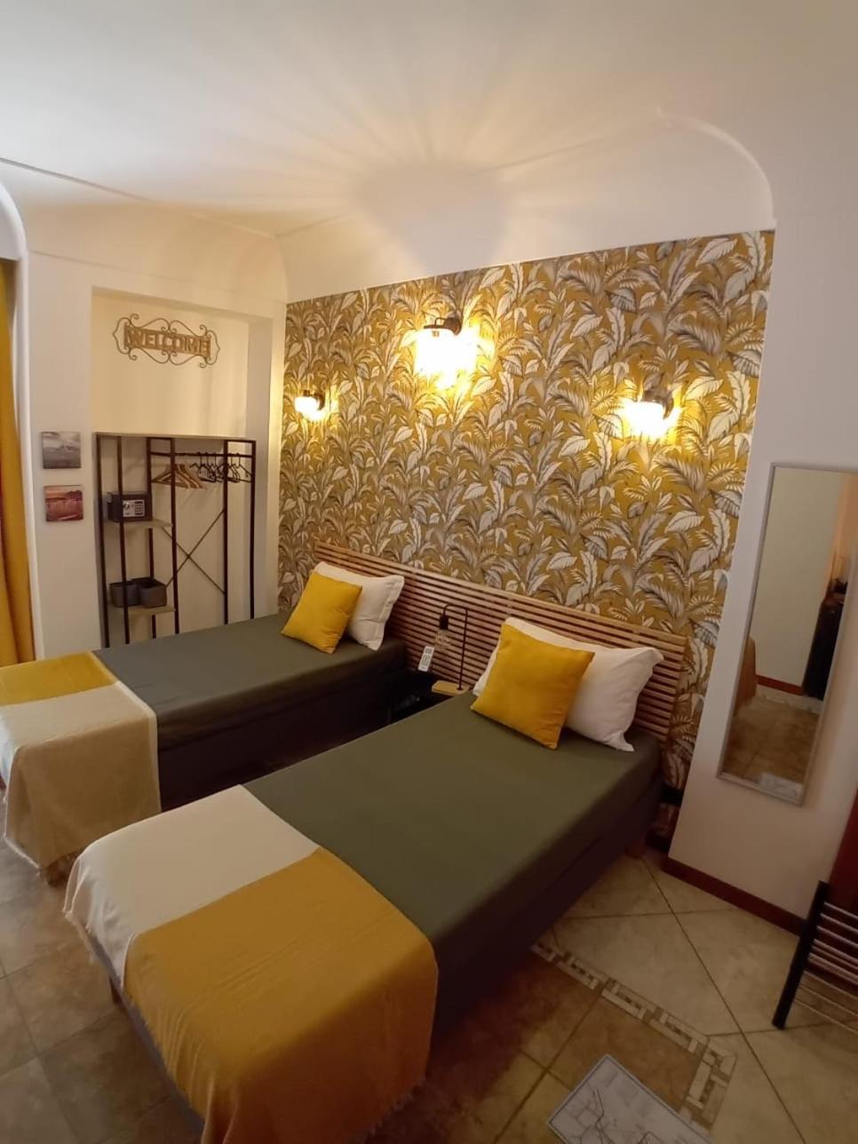 מלון נאפולי Reginella House מראה חיצוני תמונה