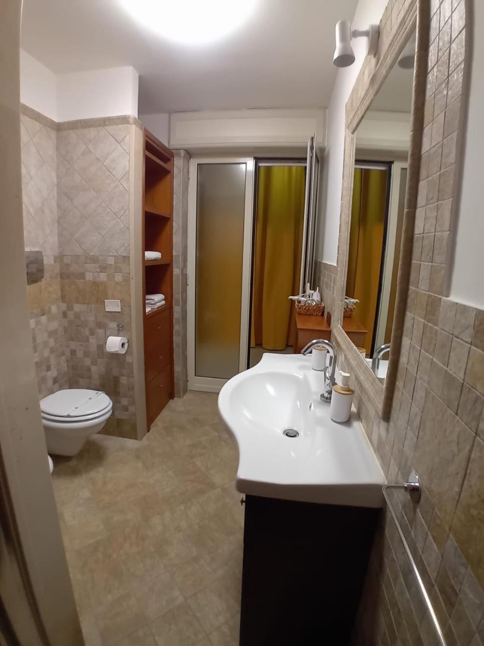 מלון נאפולי Reginella House מראה חיצוני תמונה